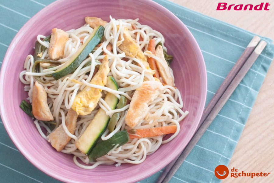 Receta Exprés Brandt: Noodles con pollo y verduras